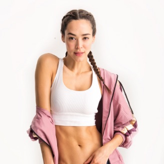 エミ・レナータ